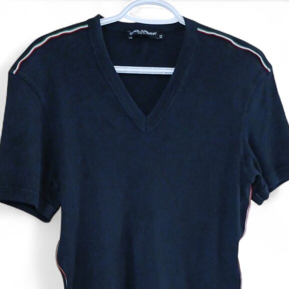 Dolce & Gabbana Men’s Black Ribbed V-Neck Tee Italian Tricolor Stripe Size 52 - Picture 14 of 14